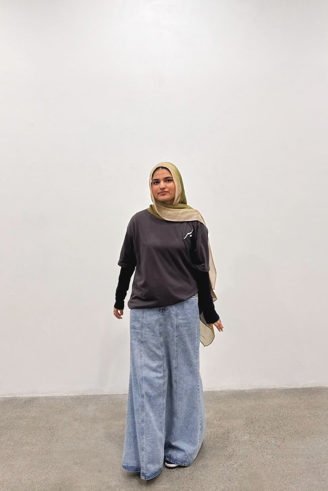 The Yusr Tee